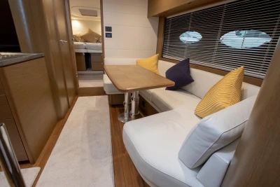 Princess V48 Open - Saloon